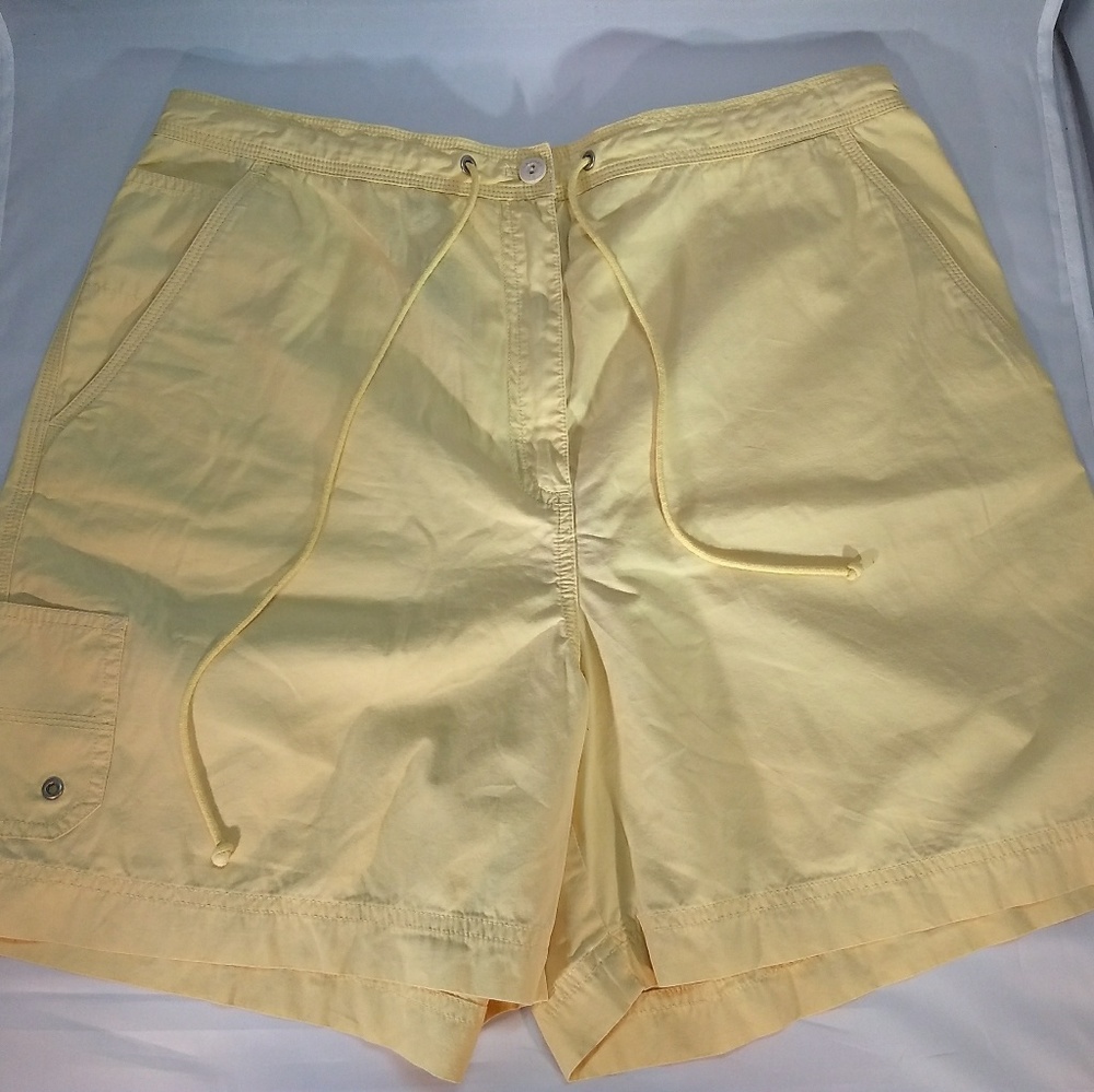 Ralph Lauren Womens Casual Yellow Khaki Shorts 14